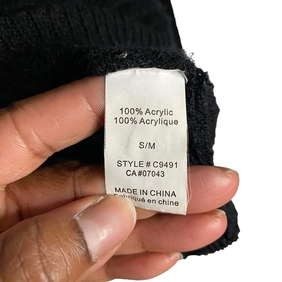 Dreamers Women's Black Oversized Crewneck Sweater - Picture 6 of 8